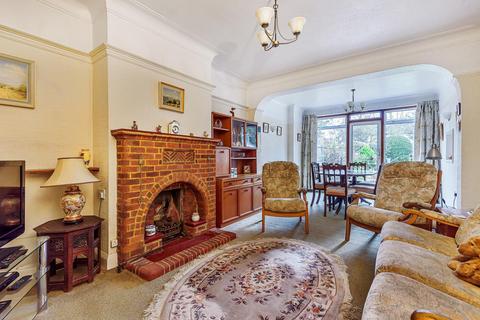 31 Pine Avenue, West Wickham, BR4 0LN