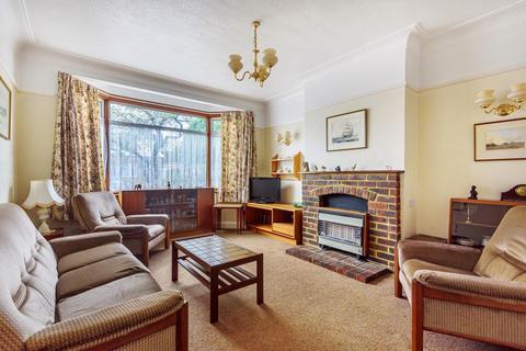 31 Pine Avenue, West Wickham, BR4 0LN