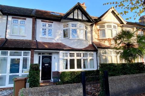 22 The Square, Carshalton, SM5 3BN