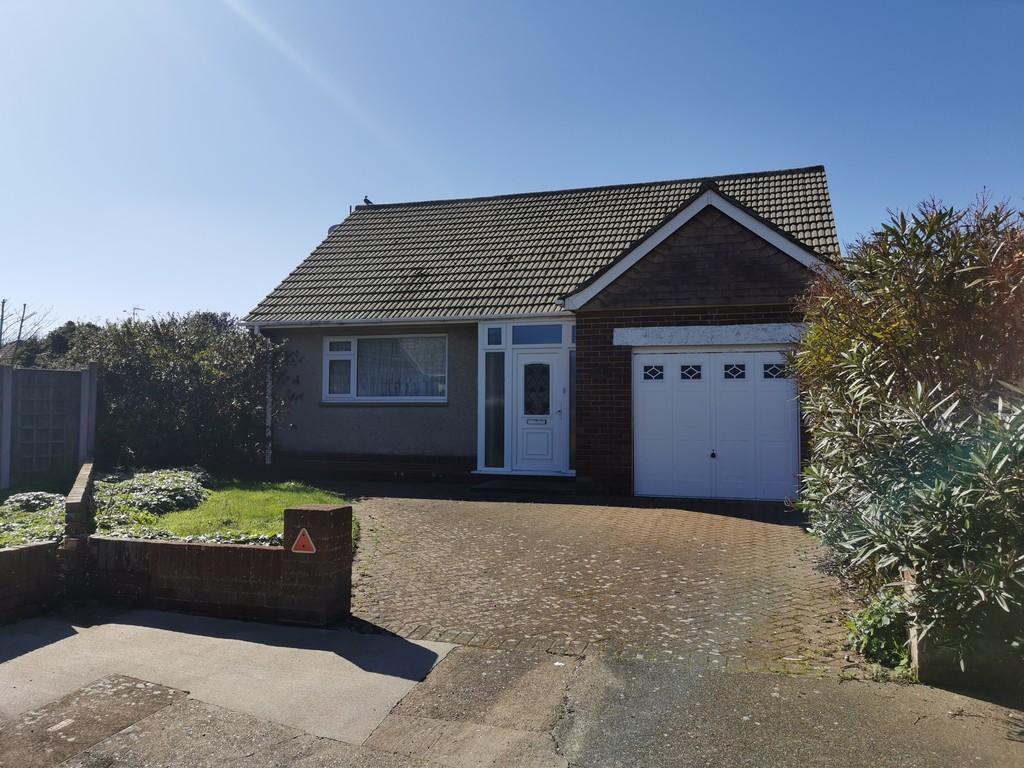 David Avenue, Cliftonville 3 bed detached bungalow for sale £425,000