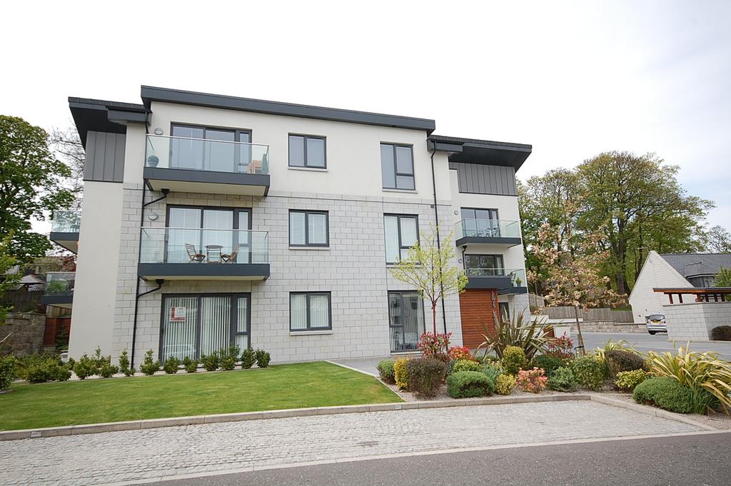Oakhill Grange, Aberdeen, AB15 2 bed flat £1,270 pcm (£293 pw)