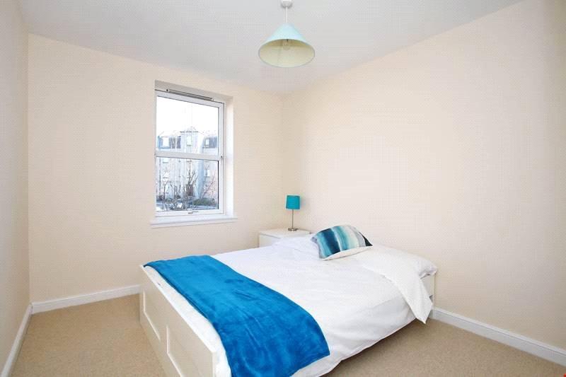 Bedroom 1 Pic 1