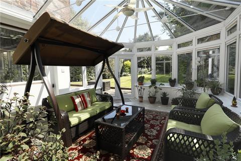 63 Parkside, London, SW19 5NL