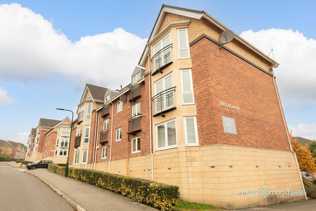 Middlewood Drive East, Sheffield 2 bed ground floor flat £825 pcm (£