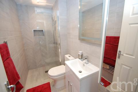 9 Wilkin Drive, Tiptree, Colchester, CO5 0RS