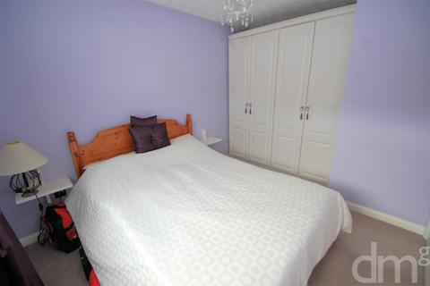 9 Wilkin Drive, Tiptree, Colchester, CO5 0RS