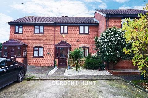 3 bedroom terraced house for sale - Godwin Close, Sewardstone Road, E4