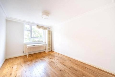 3 bedroom flat to rent, Melbourne Court, Randolph Avenue, London