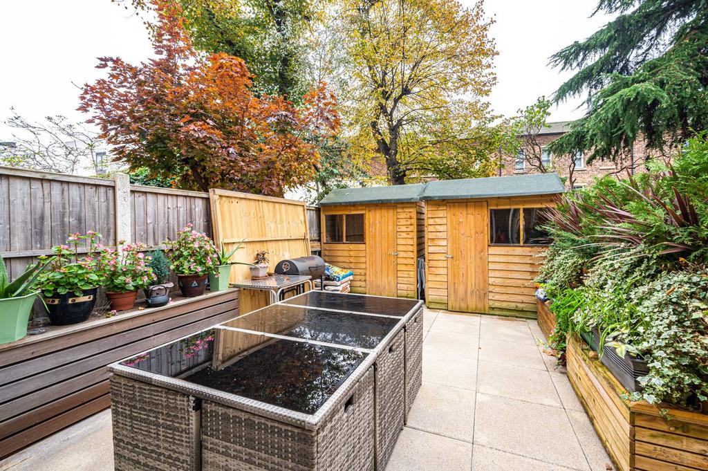 Agar Grove, Camden, London, NW1 3 bed flat for sale £1,000,000