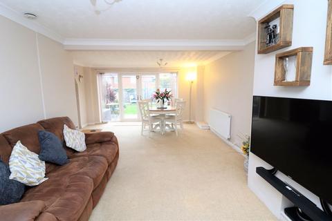 15 Whitethorn Crescent, Sutton Coldfield, B74 3SA