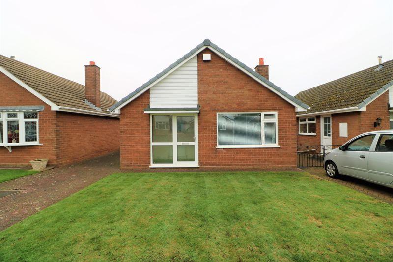 Oakenhayes Drive, Brownhills 2 bed detached house for sale £250,000