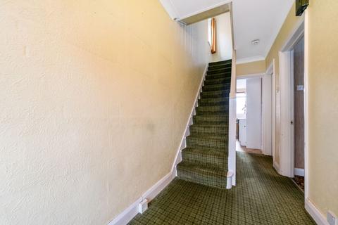 42 Gloucester Avenue, Sidcup, DA15 7LL