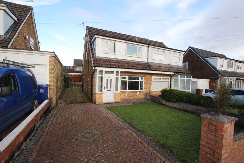 121 Hereford Way, Middleton M24 2NL 3 bed semidetached house £200,000