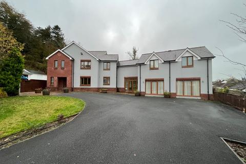 Guest house for sale - Carmarthen Road, Newcastle Emlyn, SA38