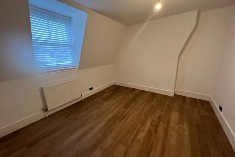 3 bedroom flat to rent, Duke Street, Brighton, East Sussex, BN1 1AG