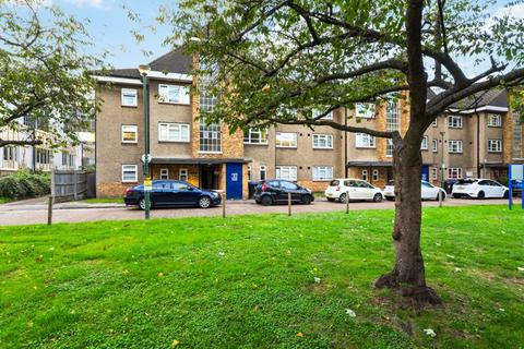 9 Denmark Gardens, Carshalton, SM5 2JL