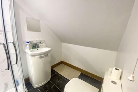 3a British Row, Trowbridge, BA14 8PB