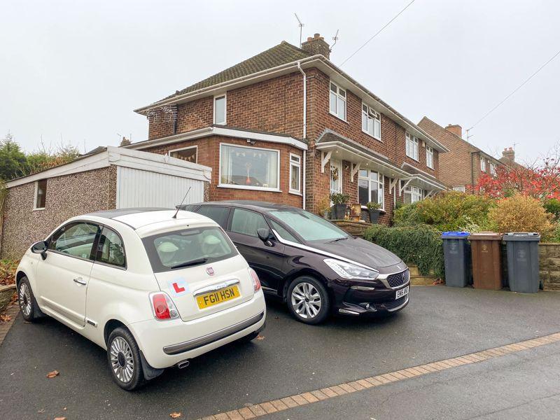 Highfield Road West, Biddulph, ST8 6HB 3 bed semidetached house £230,000