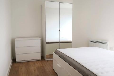 2 bedroom flat to rent, Eastbank Tower, 277 Great Ancoats Street, M4