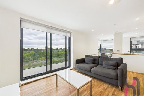2 bedroom flat to rent, Manchester Waters, 3 Pomona Strand, Old Trafford, M16