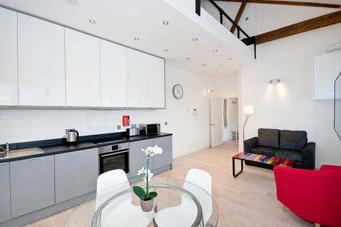 1 bedroom penthouse to rent, Anglers Lane, NW5