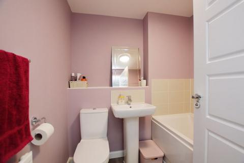80 Burden Drive, Bishopdown, Salisbury, SP1 3RD