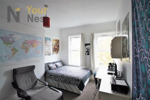7 bedroom house to rent, Archery Road, Headingley, LS2 9AU
