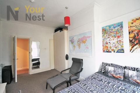 7 bedroom house to rent, Archery Road, Headingley, LS2 9AU