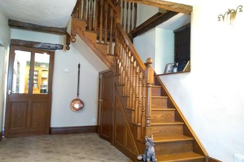 undefined, Quernmore, Lancaster, LA2