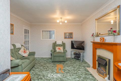 2 bedroom bungalow for sale - Faygate Close, Coombe Park, Coventry, CV3