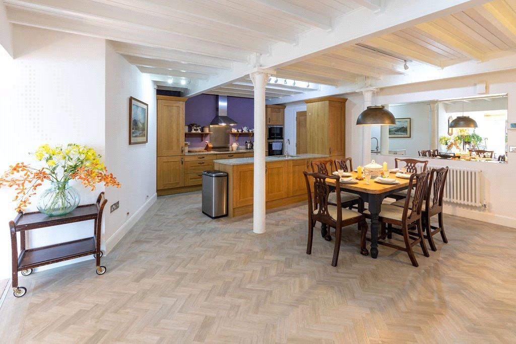 Dining Kitchen