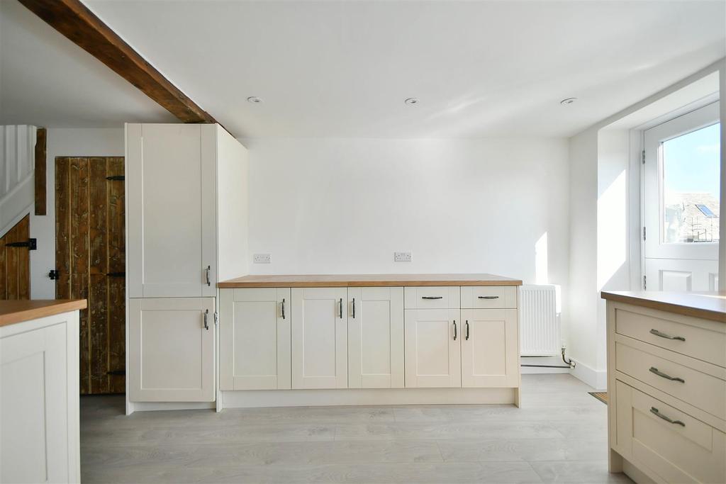 Kitchen to sitting room