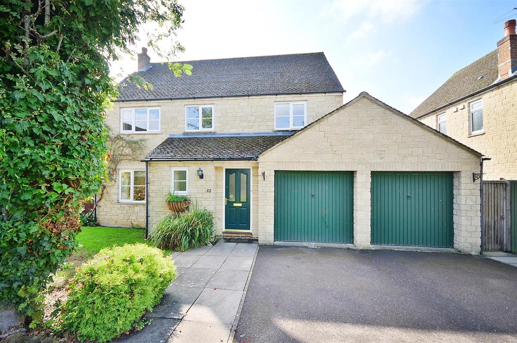 Swansfield, Lechlade 4 bed detached house £565,000