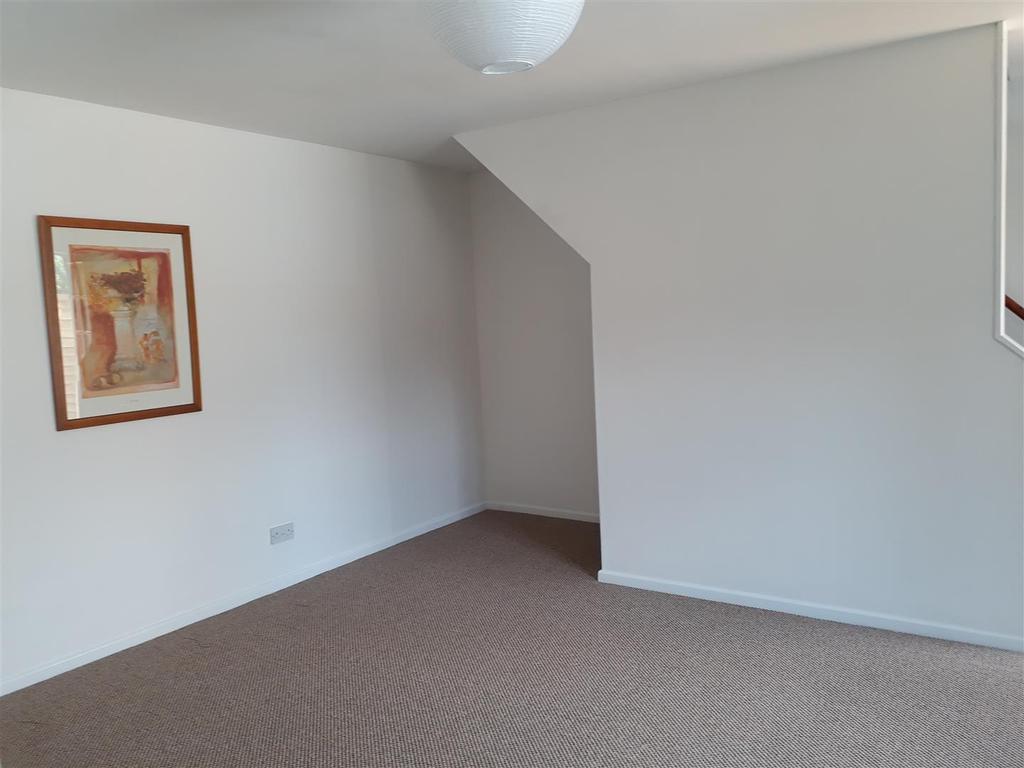 Carr Lane Willerby 2 bed cottage £595 pcm (£137 pw)