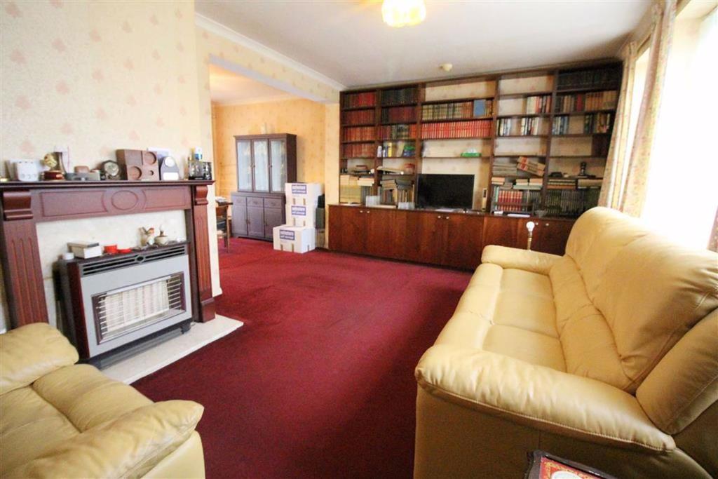 Reston Path, Borehamwood, Herts 3 bed semidetached house £465,000