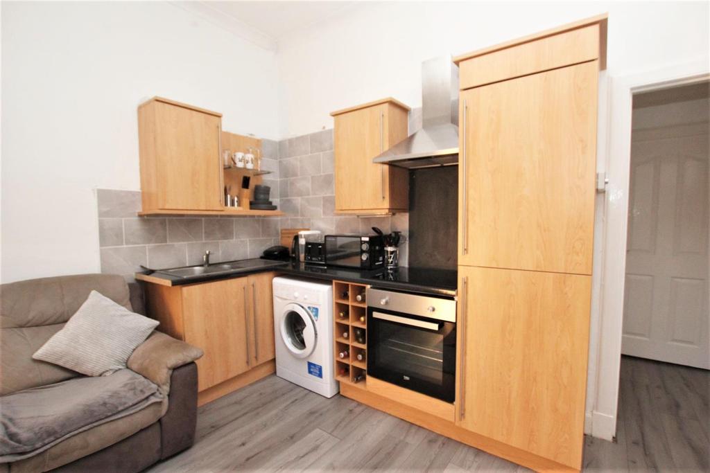Manse Road, Newmains, Wishaw 1 bed property £44,995