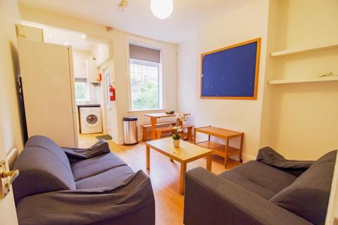 38 Beehive Road, Sheffield, S10 1EP