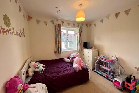 85 Budding Way, Dursley, GL11 5BE