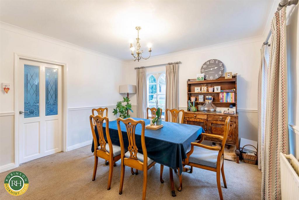 Dining room 2