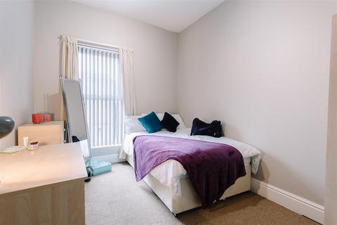5 bedroom house share to rent - Vermont Street, Hull