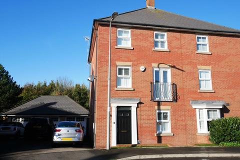 28 Cae Canol, Penarth, CF64 3RL
