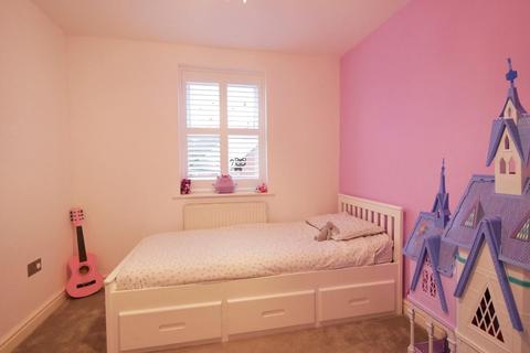 28 Cae Canol, Penarth, CF64 3RL