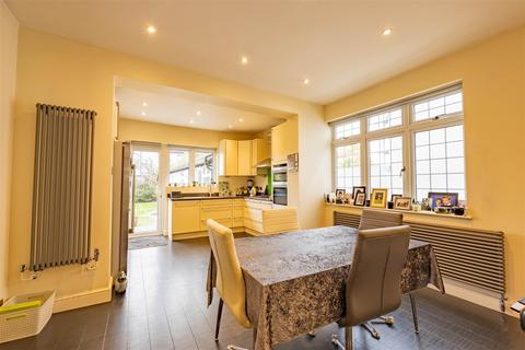 4 bedroom detached house for sale - Drake Road, Chalkwell