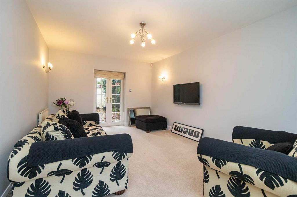 Hartley Hall Gardens, Gowan Road... 3 bed terraced house £375,000
