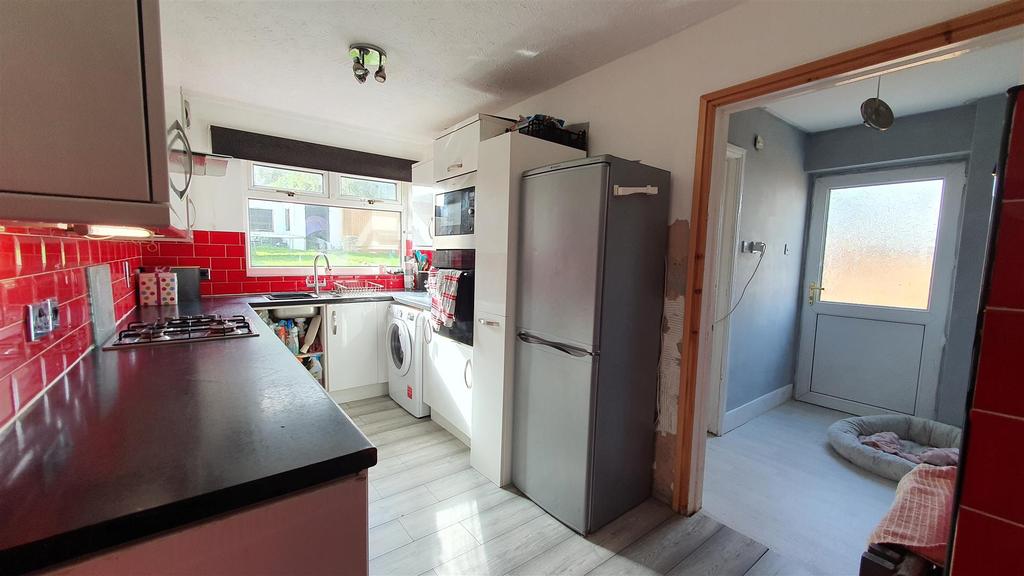 Pengry Road, Loughor, Swansea 4 bed end of terrace house for sale £