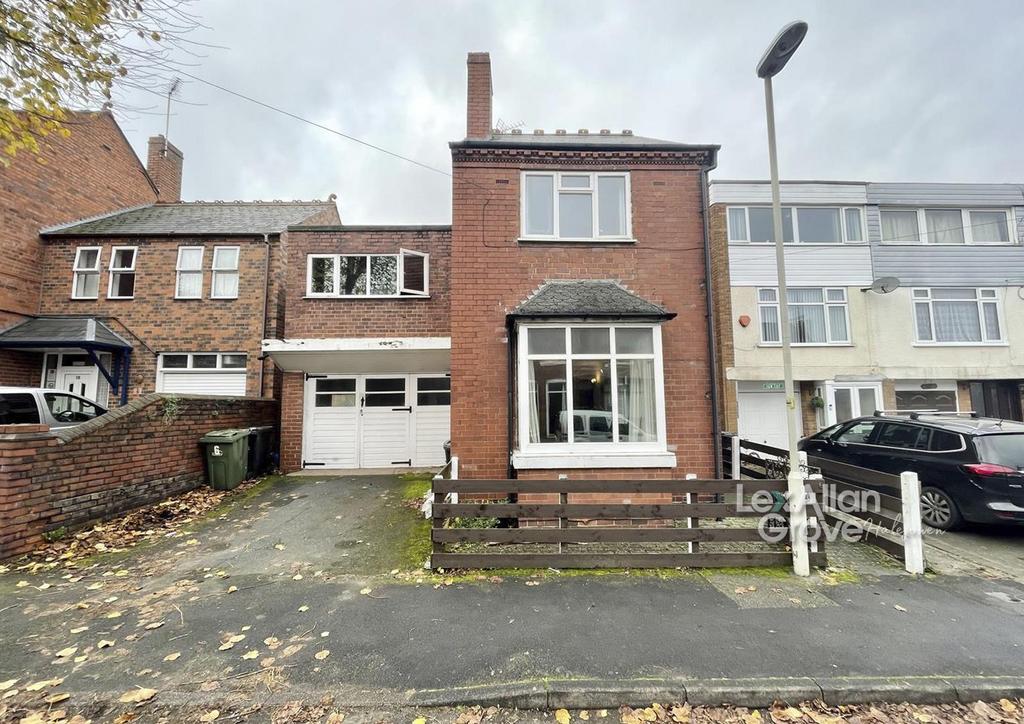 Melbourne Road, Halesowen 4 bed detached house for sale £420,000