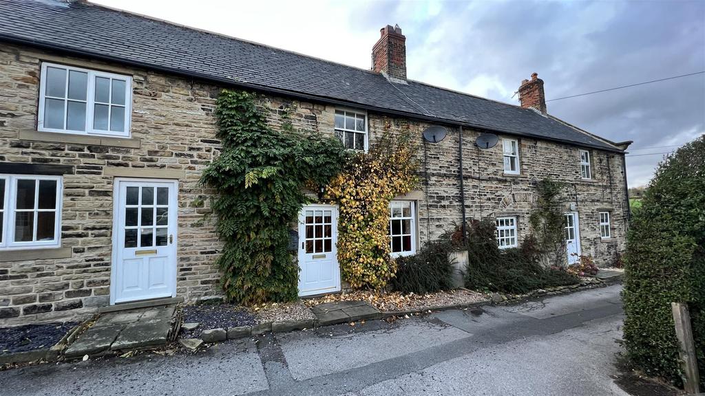 Norcroft Lane, Cawthorne, Barnsley 3 bed terraced house to rent £950 pcm (£219 pw)