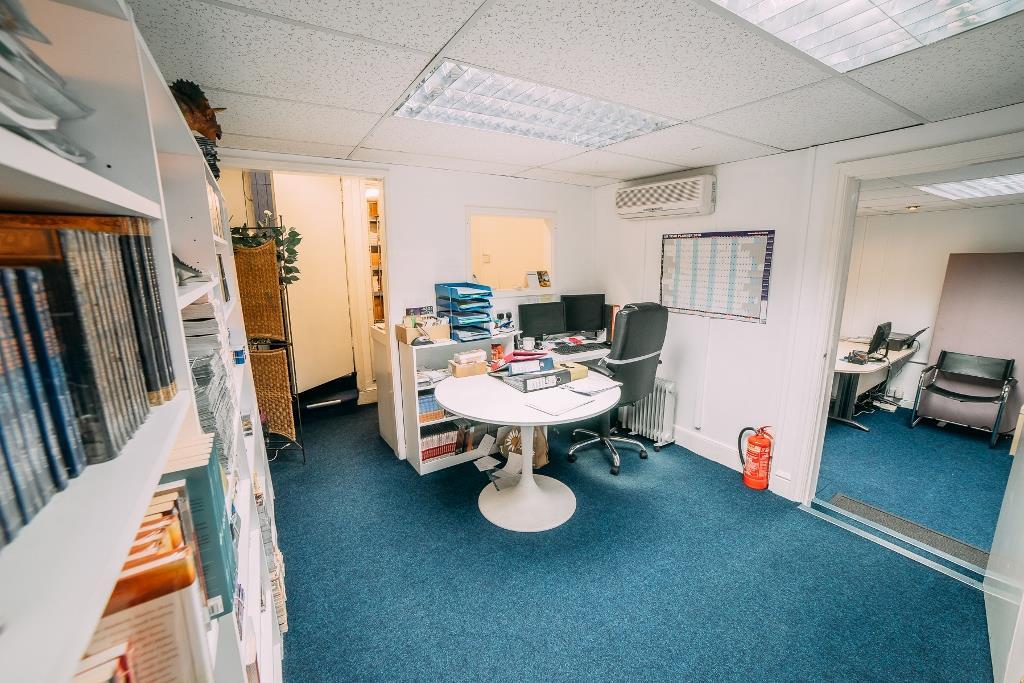 Office 3