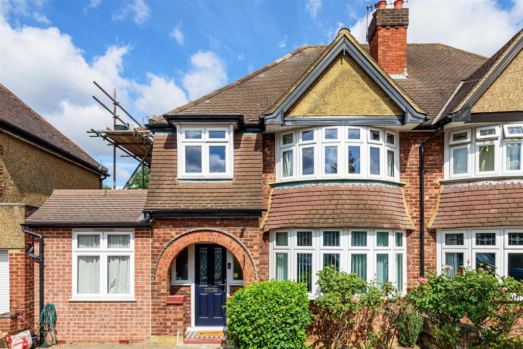 Mortimer Crescent, Worcester Park
