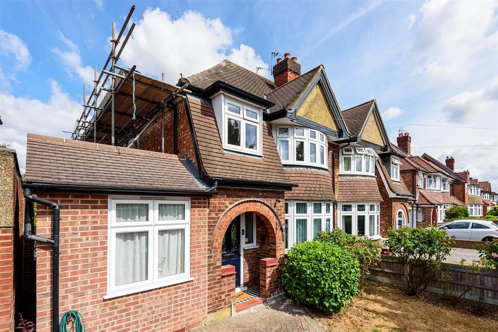 Mortimer Crescent, Worcester Park